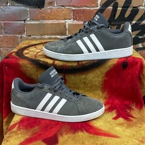 ADIDAS-men’s gray/w white stripes GRAND COURT ALPHA lace-up tennis sneaker shoes